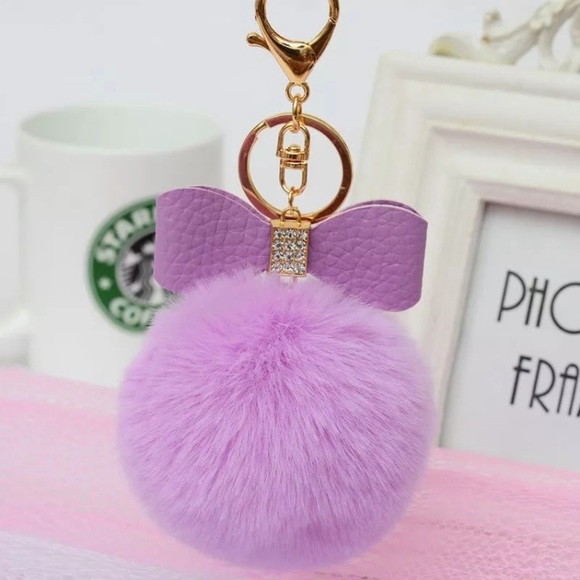 Accessories - Lavender faux fur Pom Pom purse charm keychain